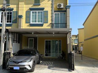 For sale 4 bed townhouse in Nong Khaem, Bangkok