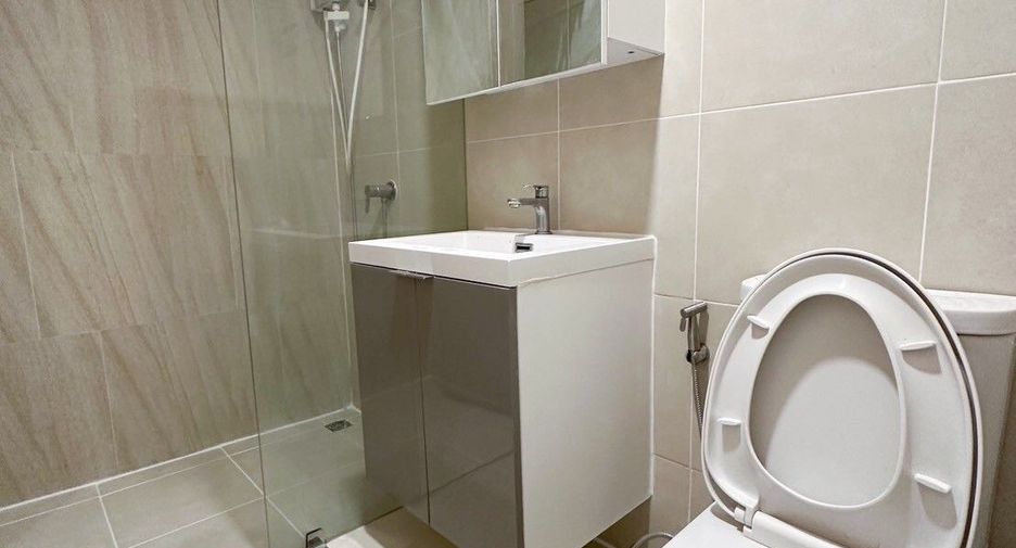 For sale 1 Beds condo in Chom Thong, Bangkok