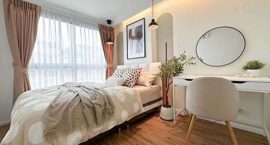 For sale 1 Beds condo in Chom Thong, Bangkok
