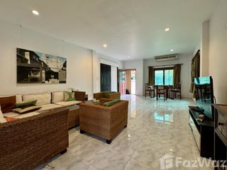 For sale 4 bed townhouse in Ko Samui, Surat Thani