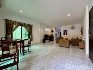 For sale 4 bed townhouse in Ko Samui, Surat Thani