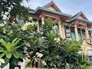 For sale 4 bed townhouse in Ko Samui, Surat Thani