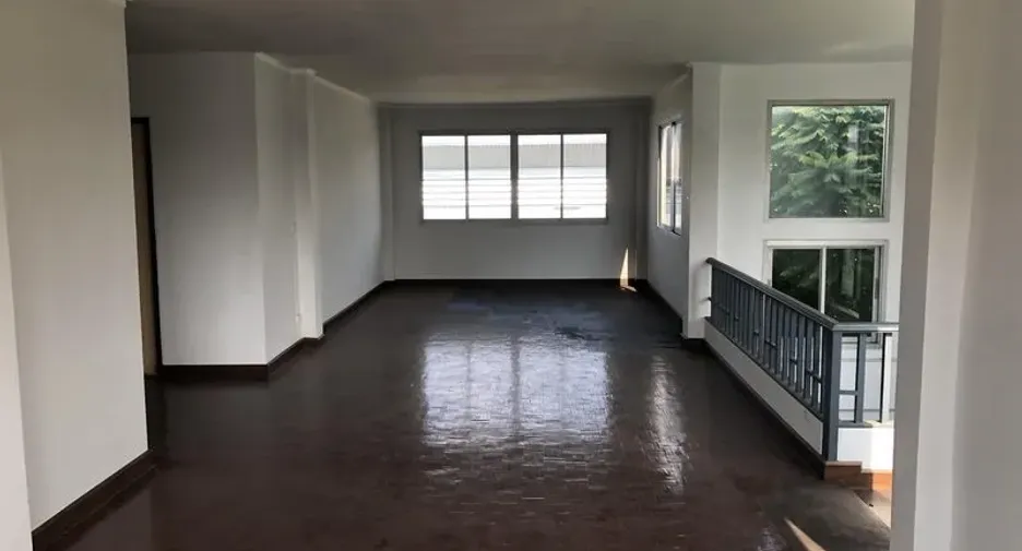 Lagerhaus zur Miete in Lam Luk Ka, Pathum Thani