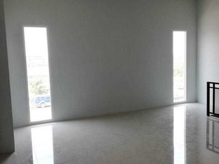 For rent warehouse in Mueang Samut Sakhon, Samut Sakhon