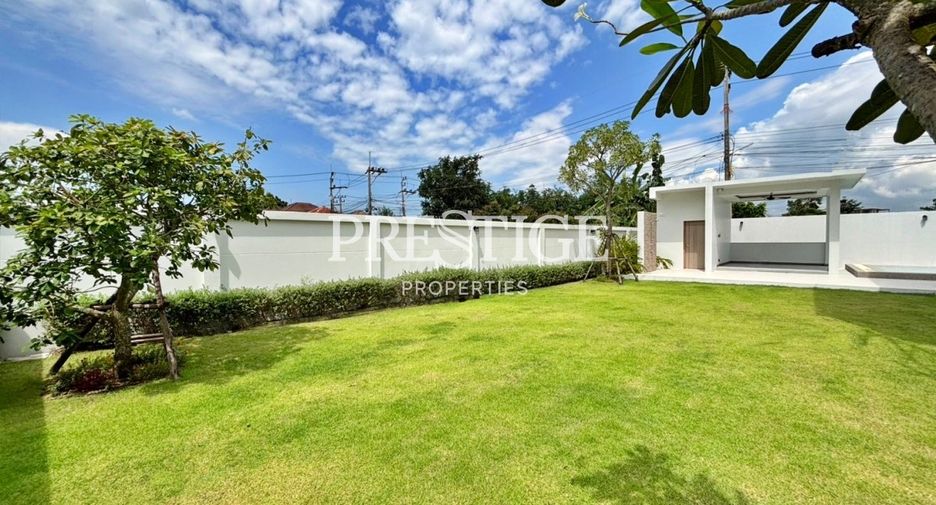 For rent and for sale 6 bedrooms house in Bang Lamung, Chonburi