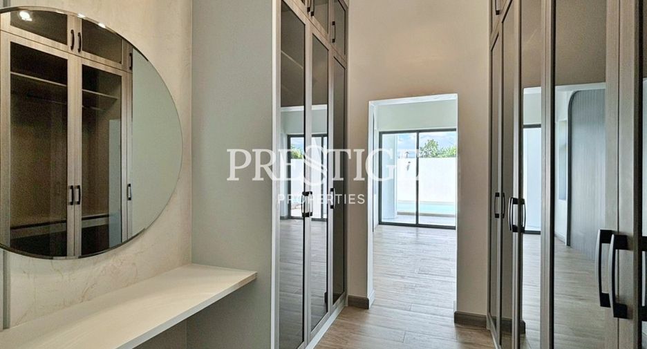 For rent and for sale 6 bedrooms house in Bang Lamung, Chonburi