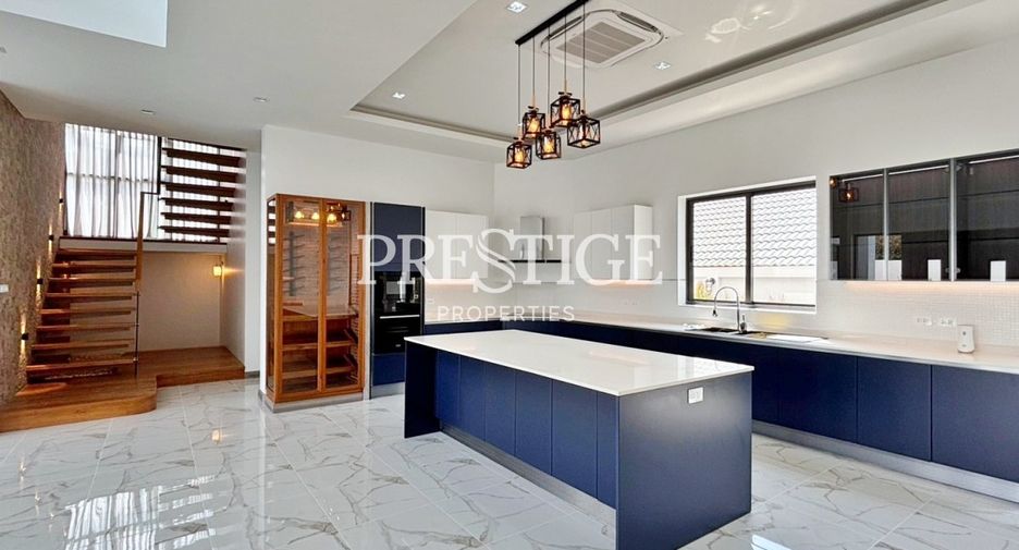 For rent and for sale 6 bedrooms house in Bang Lamung, Chonburi