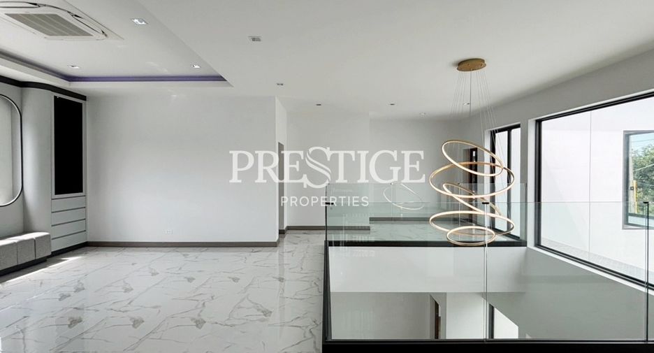 For rent and for sale 6 bedrooms house in Bang Lamung, Chonburi