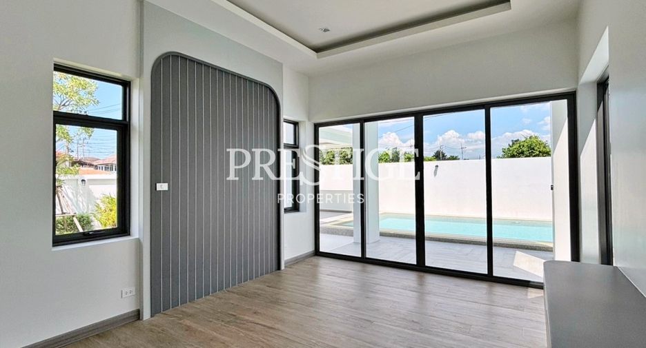 For rent and for sale 6 bedrooms house in Bang Lamung, Chonburi