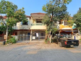 For sale 3 bed house in Sai Noi, Nonthaburi