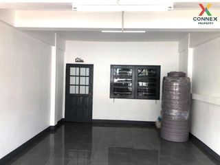 For sale 2 bed townhouse in Lam Luk Ka, Pathum Thani