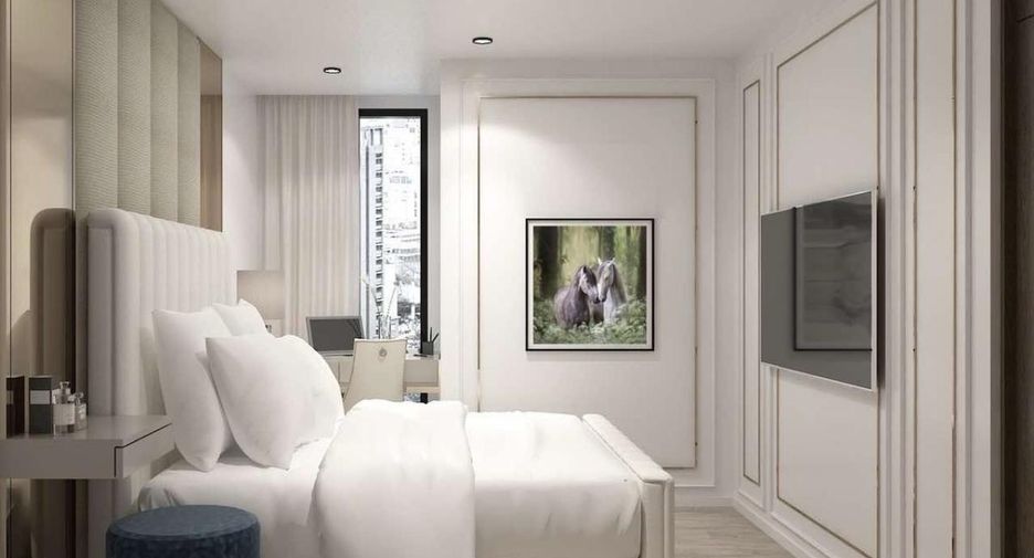 For sale 2 bed condo in Phaya Thai, Bangkok