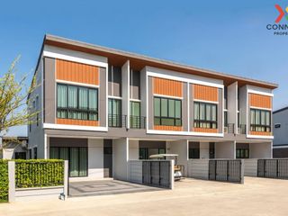 For sale 3 Beds townhouse in Lat Lum Kaeo, Pathum Thani