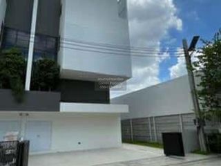 For rent 3 bedrooms house in Don Mueang, Bangkok