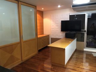 For sale 1 bed condo in Watthana, Bangkok