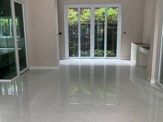 For sale 4 Beds house in Chatuchak, Bangkok