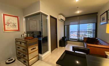 For sale 1 bed condo in Khlong Toei, Bangkok