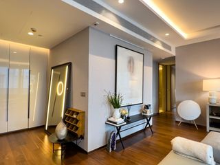For sale 4 bed condo in Khlong Toei, Bangkok
