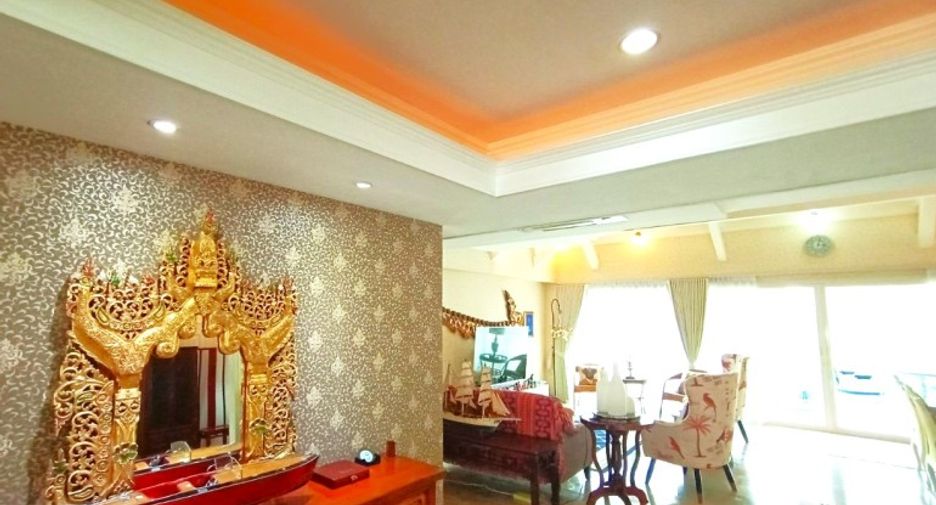 For sale 2 bedrooms condo in South Pattaya, Pattaya