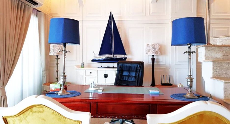 For sale 2 bedrooms condo in South Pattaya, Pattaya
