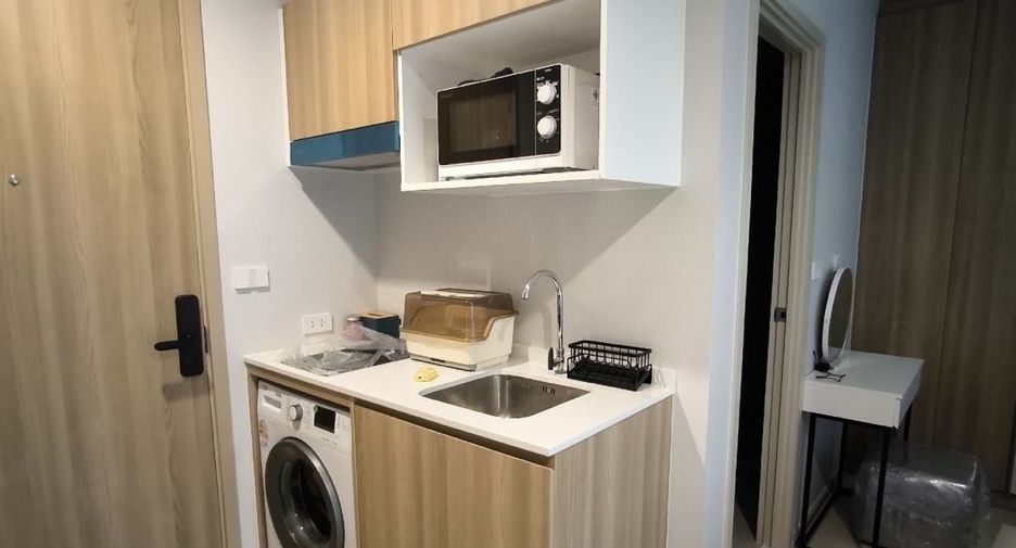 For rent スタジオ condo in Don Mueang, Bangkok