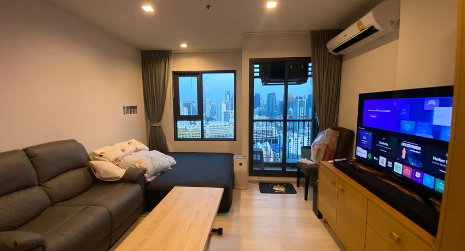 For sale 1 bed condo in Pathum Wan, Bangkok
