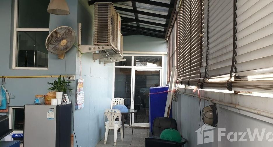 For sale office in Khan Na Yao, Bangkok