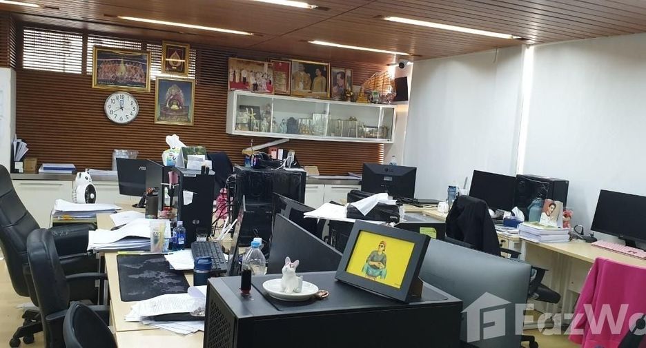 For sale office in Khan Na Yao, Bangkok