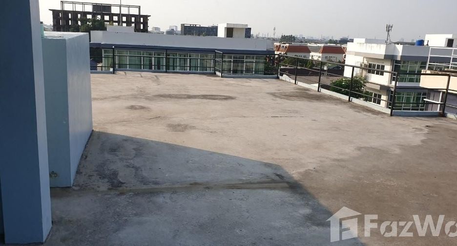 For sale office in Khan Na Yao, Bangkok