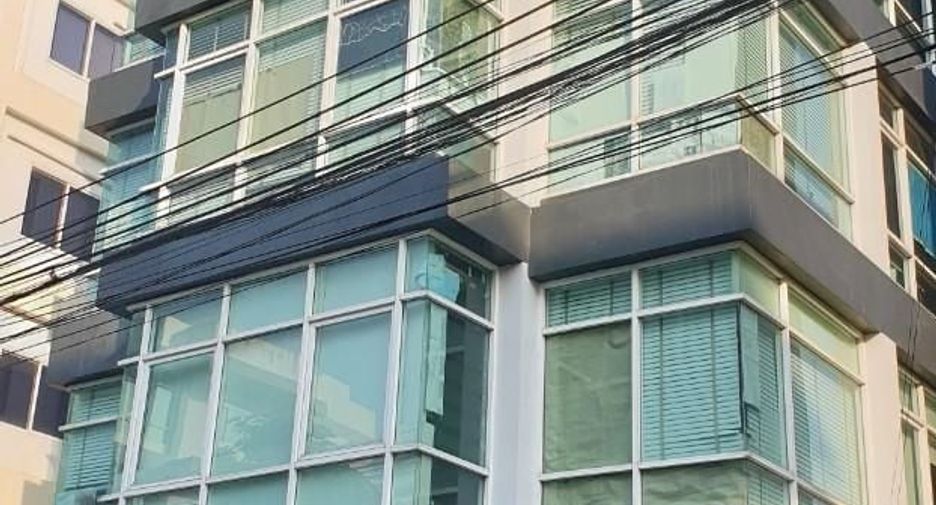 For sale office in Khan Na Yao, Bangkok