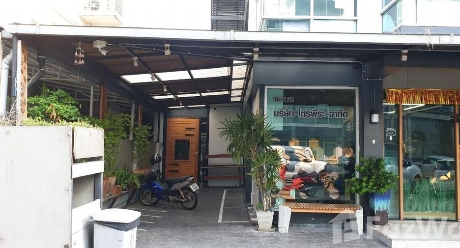 For sale office in Khan Na Yao, Bangkok