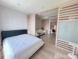 For sale 2 bed condo in Watthana, Bangkok