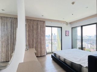 For sale 2 bed condo in Watthana, Bangkok
