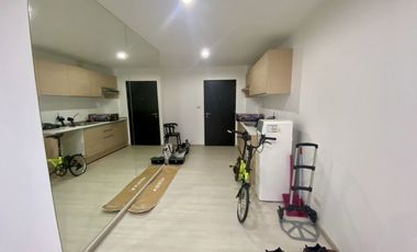 For sale 2 bed apartment in Chatuchak, Bangkok