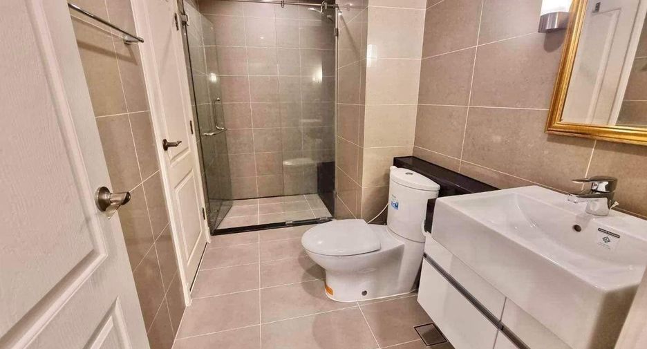For sale 1 bed condo in Huai Khwang, Bangkok