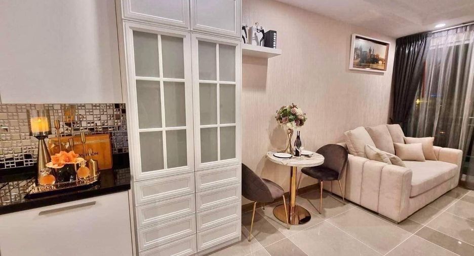 For sale 1 bed condo in Huai Khwang, Bangkok