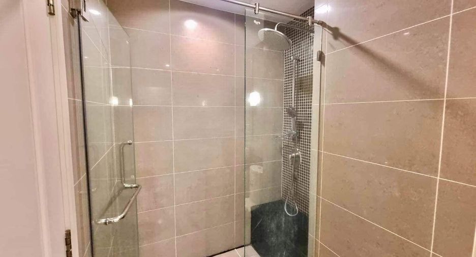 For sale 1 bed condo in Huai Khwang, Bangkok