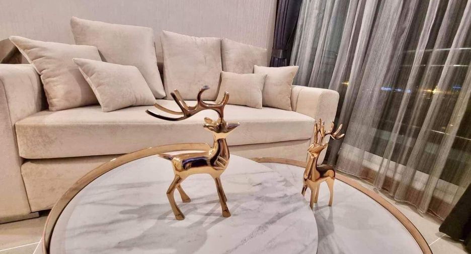 For sale 1 bed condo in Huai Khwang, Bangkok
