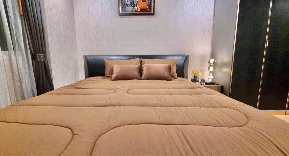 For sale 1 bed condo in Huai Khwang, Bangkok