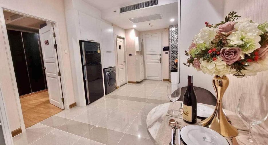 For sale 1 bed condo in Huai Khwang, Bangkok