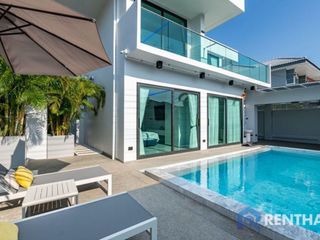 For sale 5 bedrooms house in Bang Lamung, Chonburi