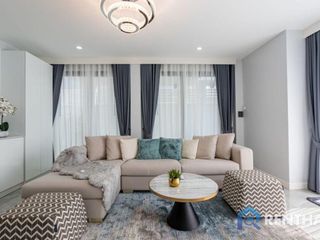 For sale 5 bedrooms house in Bang Lamung, Chonburi
