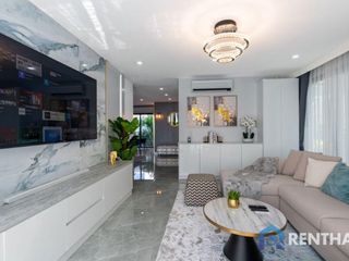 For sale 5 bedrooms house in Bang Lamung, Chonburi