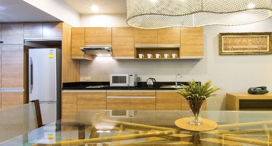 For sale 4 bed condo in Cha Am, Phetchaburi
