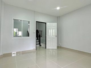 For sale 3 bed house in Mueang Nonthaburi, Nonthaburi