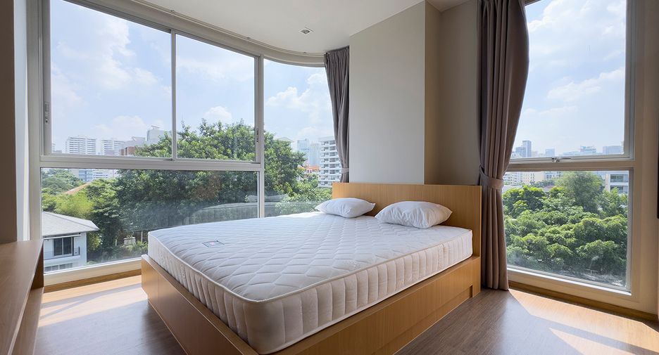 À vendre 2 chambres condo à Watthana, Bangkok