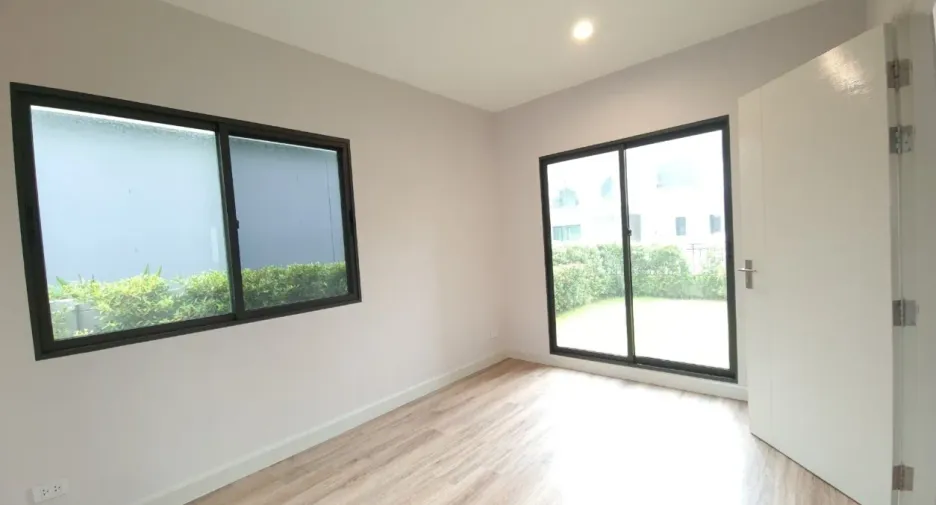 For sale 4 bed house in Pak Kret, Nonthaburi
