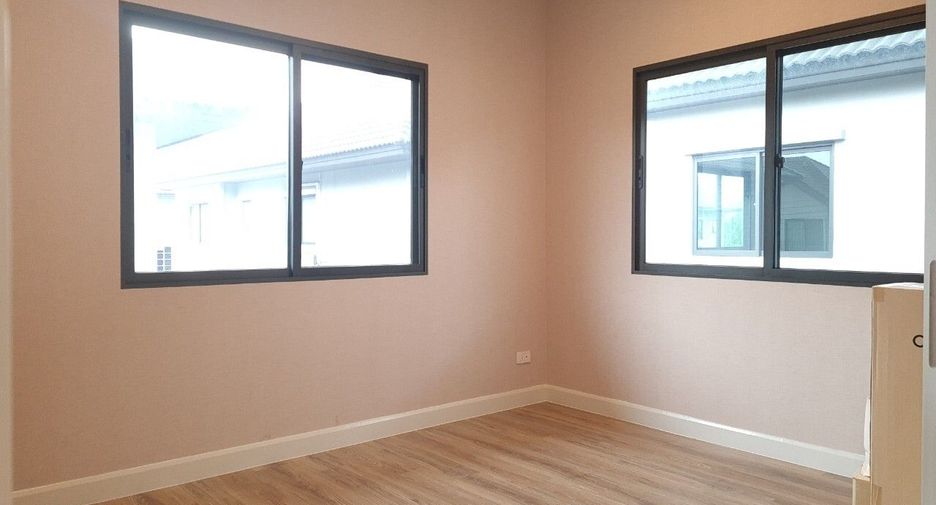 For sale 4 bed house in Pak Kret, Nonthaburi