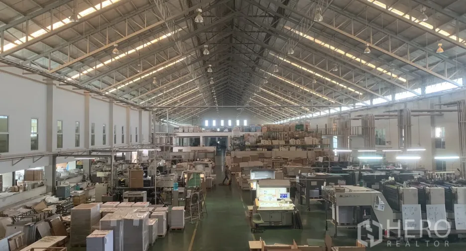 Almacén en venta en Mueang Samut Sakhon, Samut Sakhon