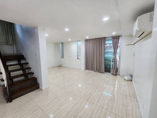 For rent 3 Beds office in Khlong Toei, Bangkok
